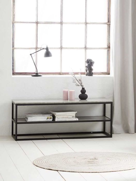 Тумба під ТВ JYSK у стилі Лофт. Колір бетон/чорний.