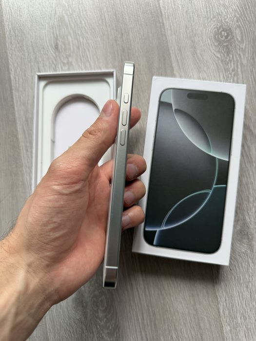 iphone 16 pro max 256 GB esim neverlock