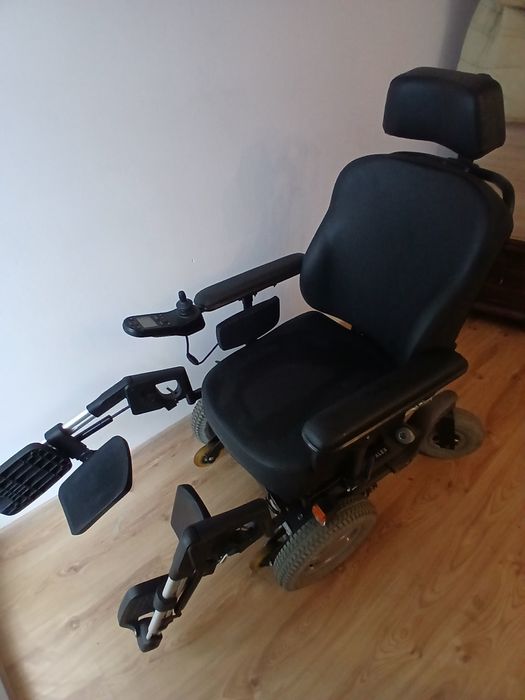 Wózek inwalidzki elektryczny