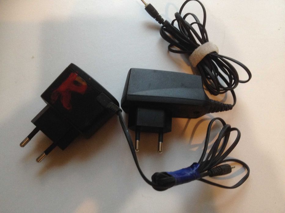 Зарядки до телефона Нокіа 5В, 150мА, 880мА.