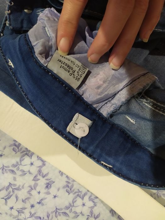 Женские джинсы новые!