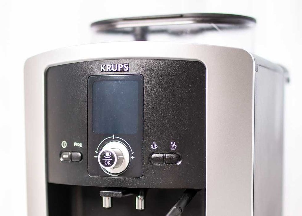Automatyczny Ekspres firmy Krups EA8025 z LCD