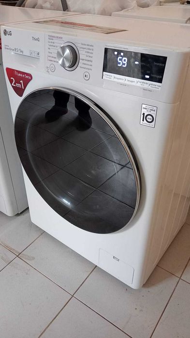 Máquina de lavar e secar LG