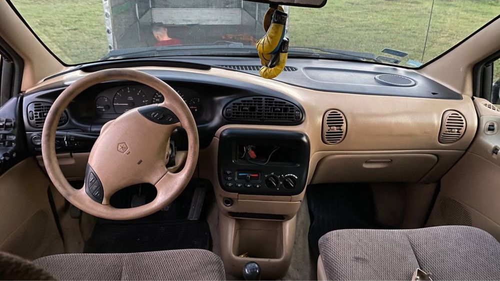chrysler voyager     крайслер вояджер 2,5 td