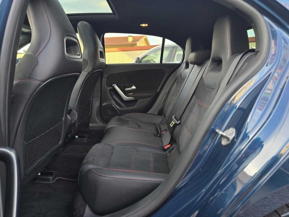 MERCEDES-BENZ A250E W177 AMG 1.3 218CV EQ POWER 8G-DTC "FULL EXTRAS" IVA DEDUTÍVEL