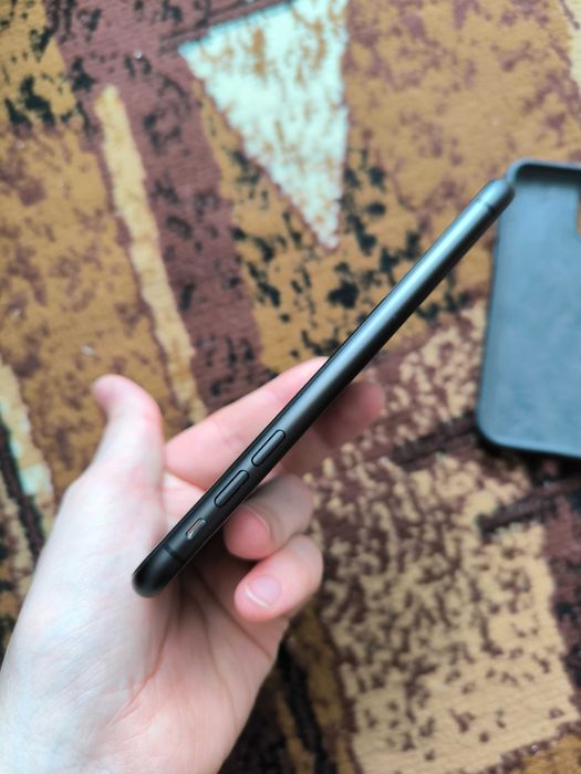 Apple iPhone 11 128 гб neverlock