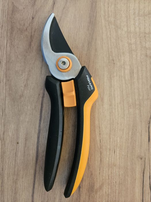 Sekator Fiskars P541