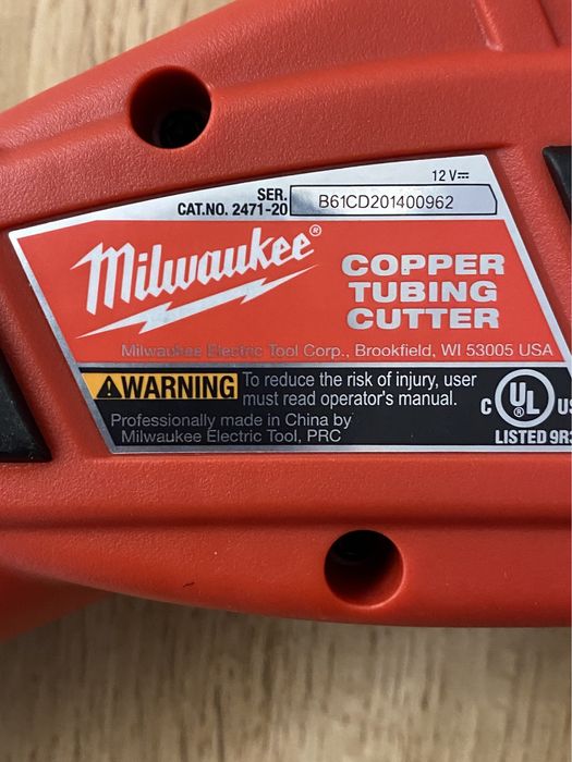 Аккумуляторный труборез для медных труб Milwaukee C12 PC-0 (2471-20)