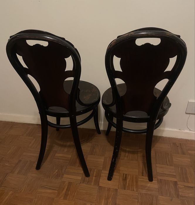 Par de cadeiras antigas, estilo Thonet
