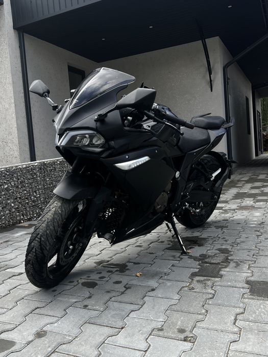 Продам voge 300rr
