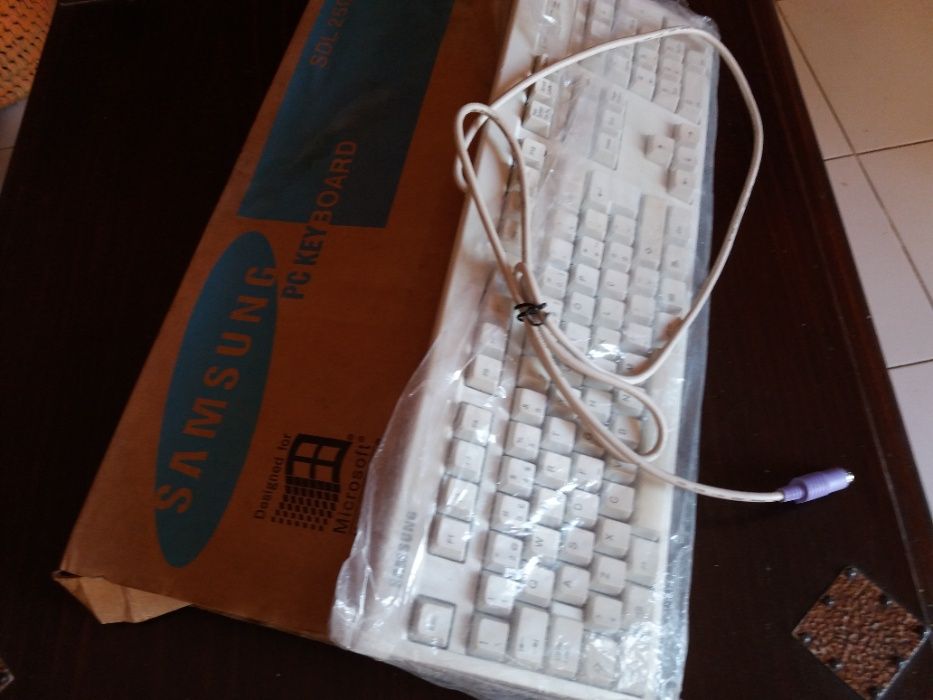Teclados e ratos442462908187955204