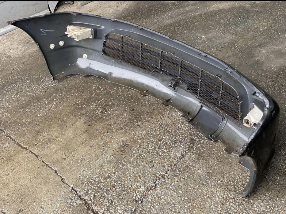 Parachoques Frente Mitsubishi L400