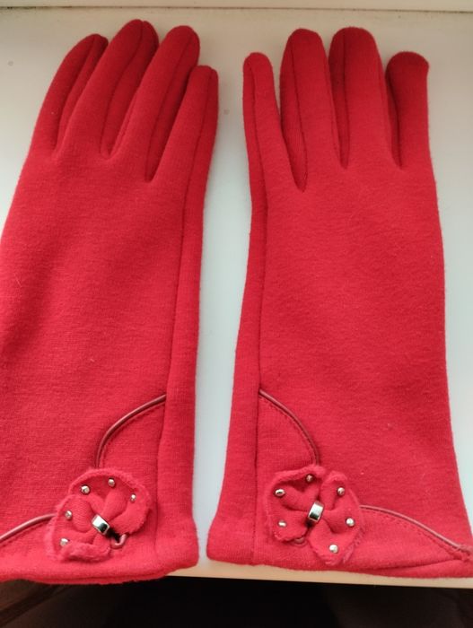 Перчатки женские