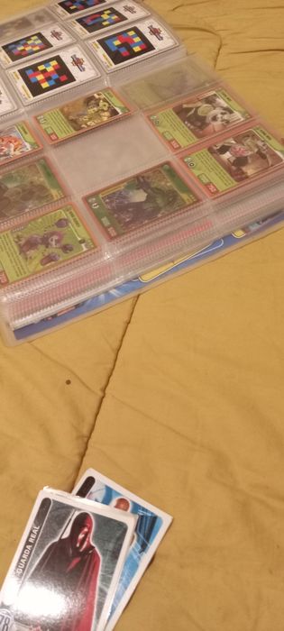 Jogo de cartas colecionáveis