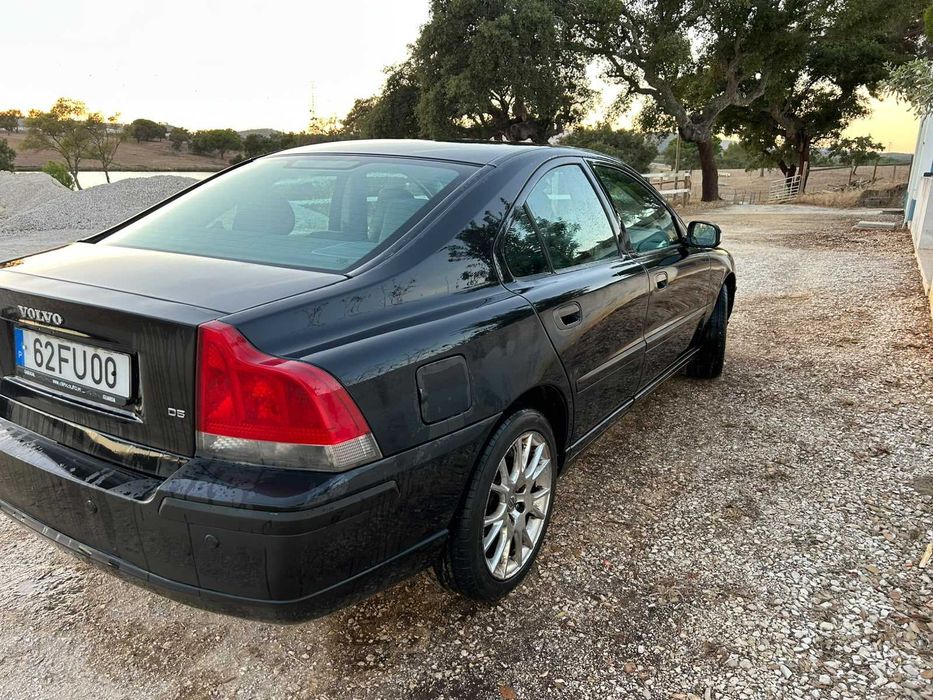 Volvo S60 2.4 D5 — photo 5