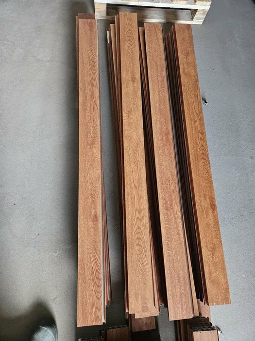 Ruchome deski do żaluzji z mechanizmem