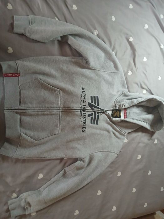 Зипка Alpha industries