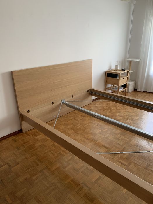 Cama de casal 160cm