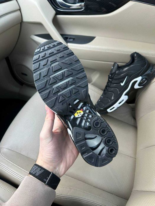 Кросівки Nike Air Max Plus TN Classic Black premium