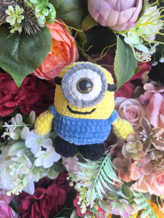 Minionek handmade