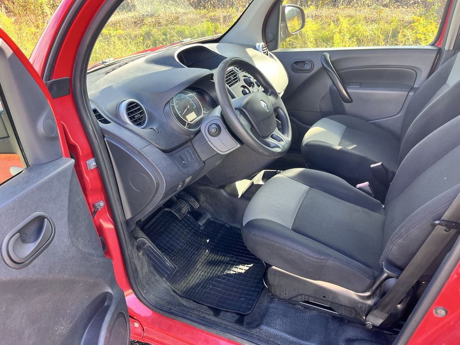 Renault Kangoo 33 (36,4) kWh pompa ciepla klima gwarancja fv23% nowe łożyska