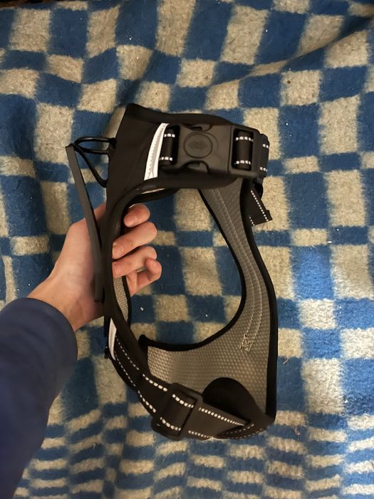 Шлейка для собак , зі світловідбиваючими вставками розмір L