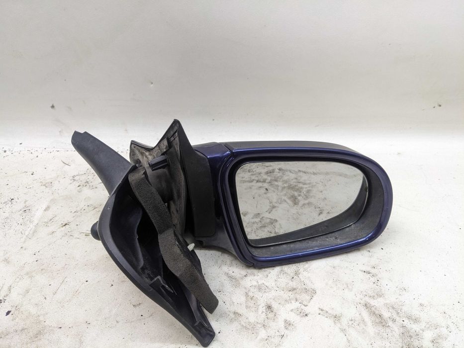 Opel Corsa B Lusterko Prawe Manualne