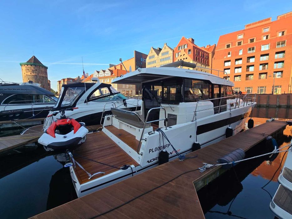 Northman 1200 jacht hausboot 17,8km/h 110 KM Yanmar 2020