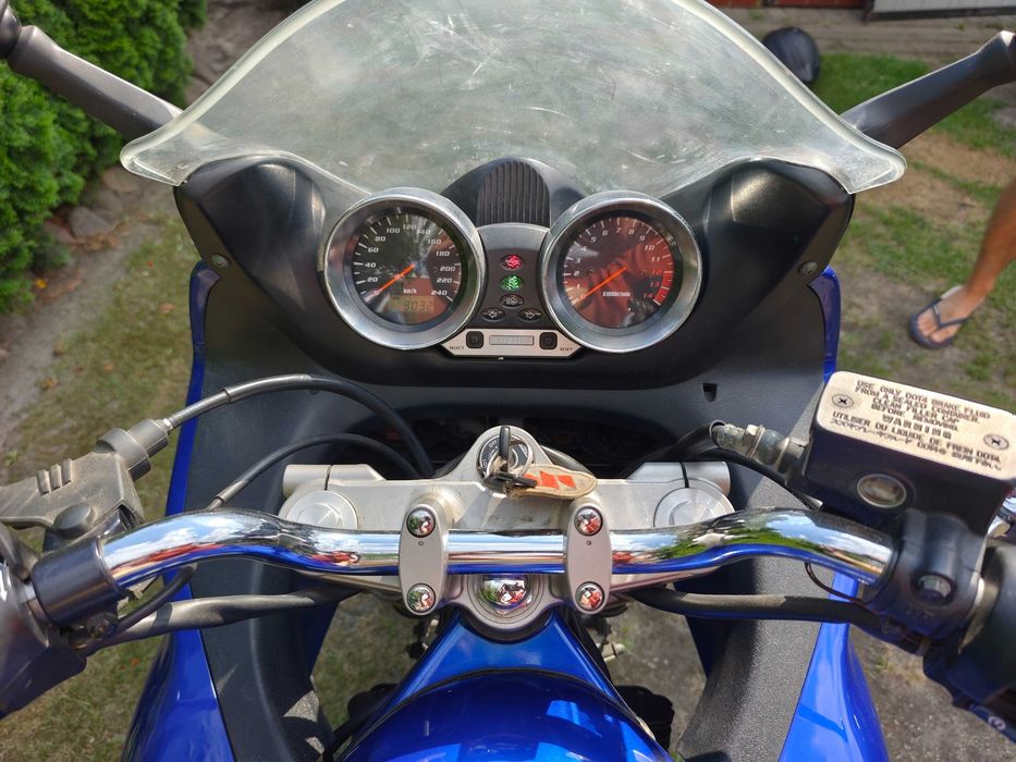 SUZUKI GSF 600 bandit - igła