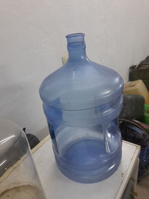Продам бутлі бочку
