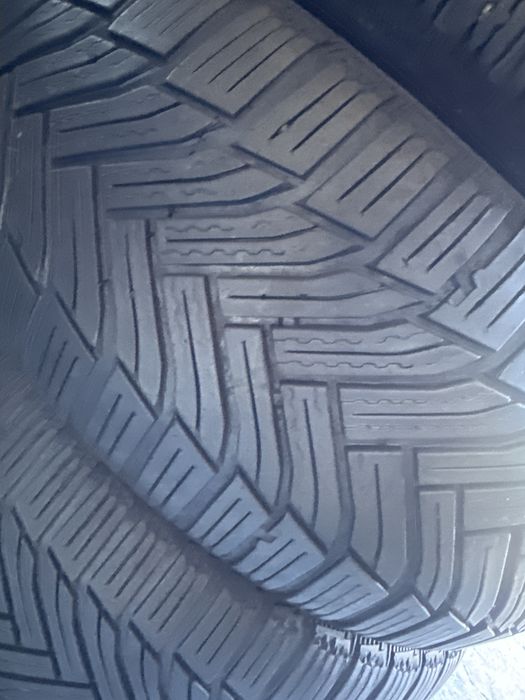 Шини резина колеса 205 55 16 michelin alpin6