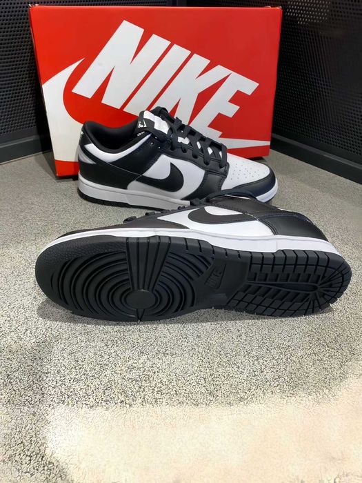 Buty Nike dunk czarno białe R.43