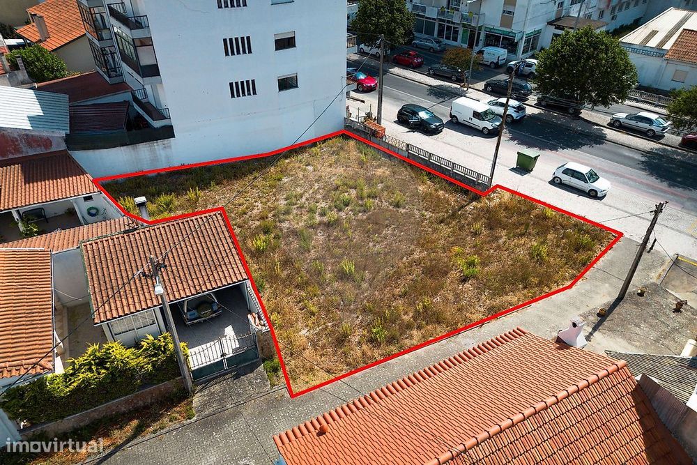 Terreno  para venda — Marinha Grande, Leiria