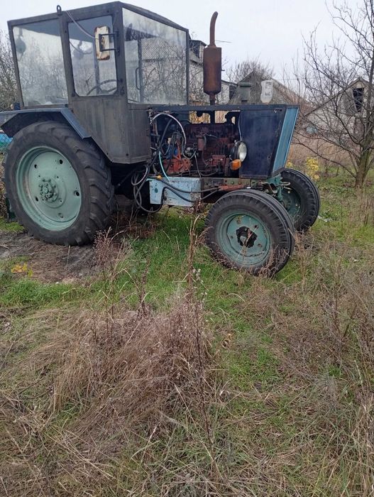 Продам трактор ЮМЗ-6 з документами + навісне обладнання