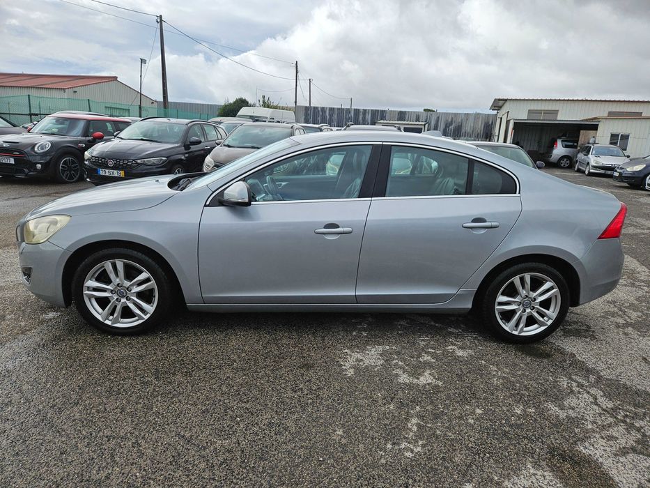 Volvo S50 2.0D-D3 88.000kms Financiamento até 120 Meses, Nacional