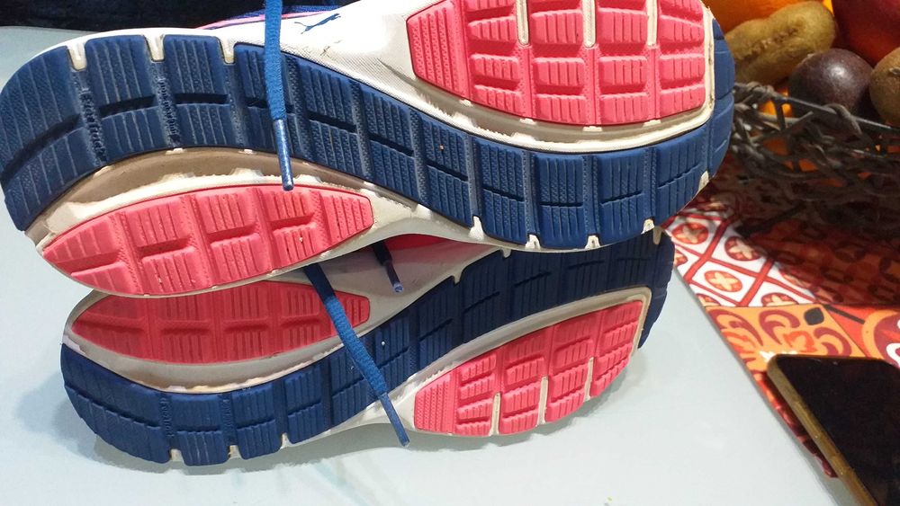 Tênis PUMA  como novos numero 37