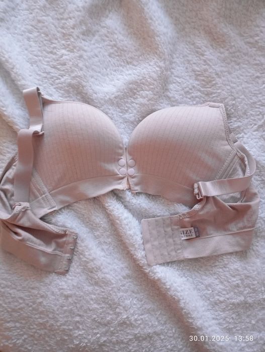 Бюстгальтер чашка В для годування.