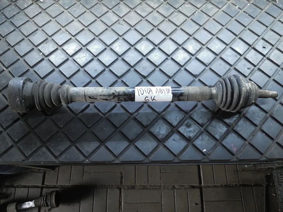 SEAT IBIZA II 6K LIFT 1.9TDi PÓŁOŚ PRAWA PRZEGUBY