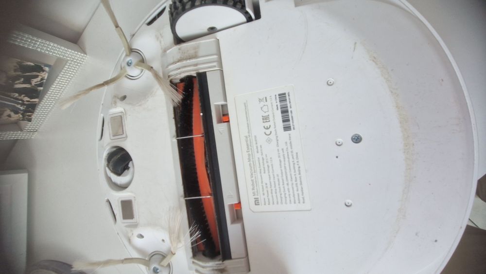 robot sprzątający xiaomi essential 2