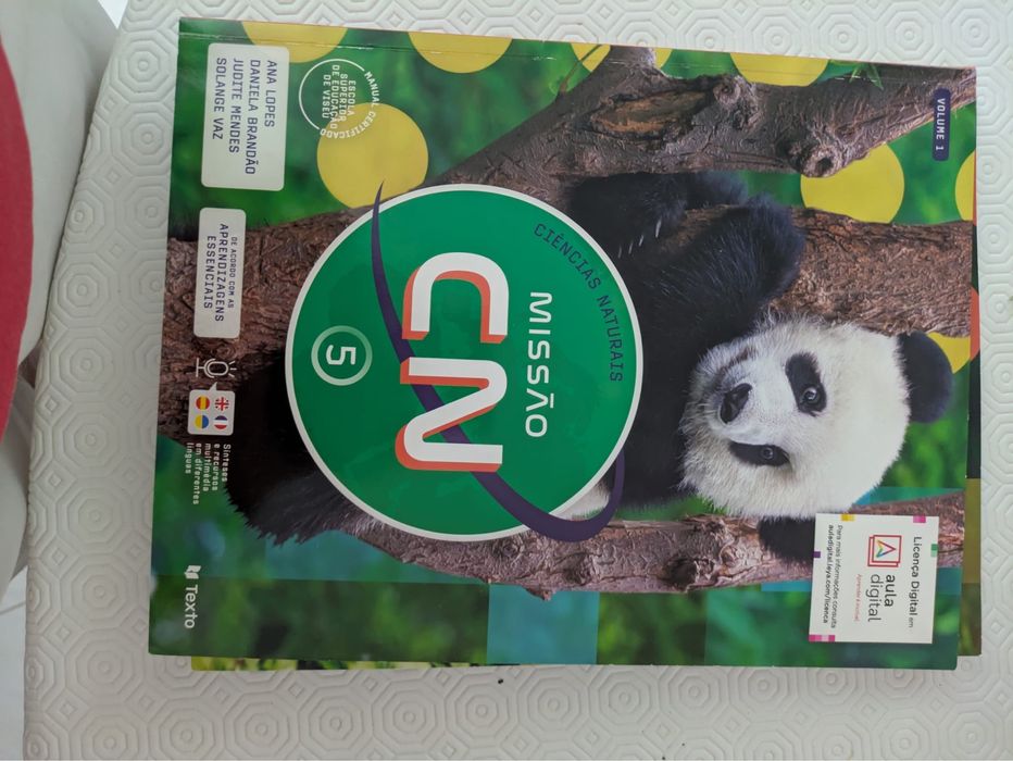 Livros escolares Ciências Naturais 5º ano