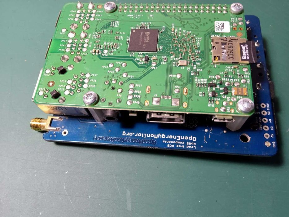 Sistema monitorização energia EmonPi