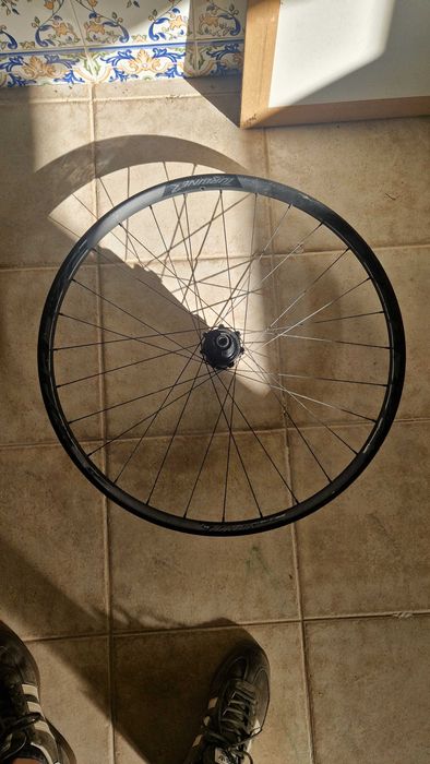 Rodas completas RaceFace 29 27.5 cubos boost e só aros 27.5 e 29