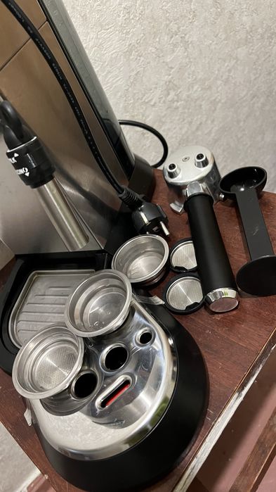 Ріжкова кавоварка  De’Longhi