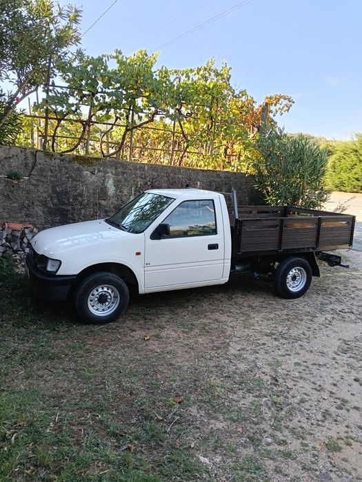 Opel Campo 2.5TD