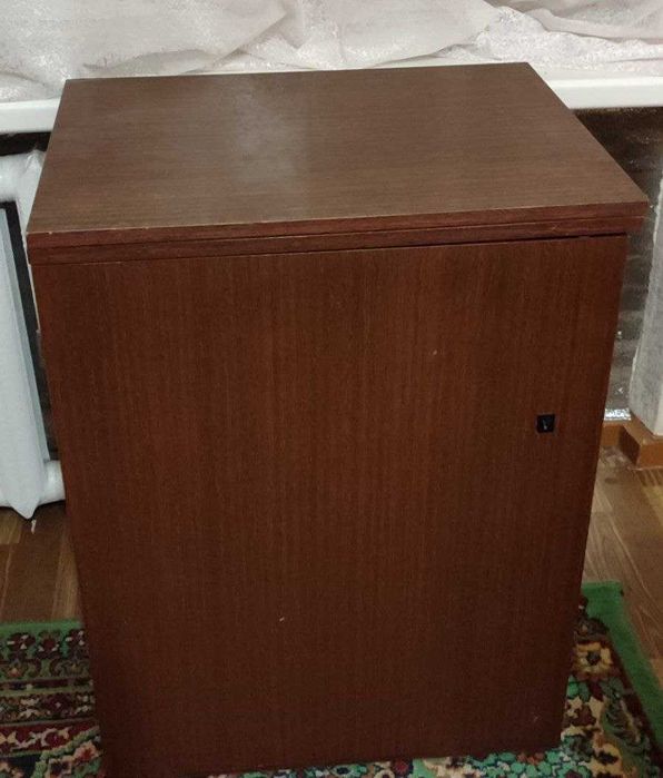 Швейна машинка "Чайка 143"