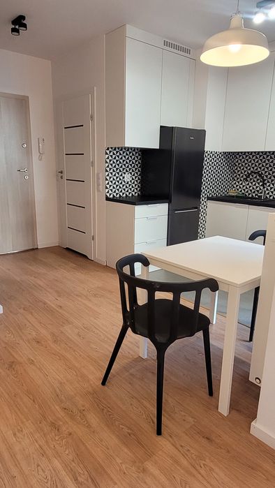 Kawalerka Aleja Pokoju 81 32m2