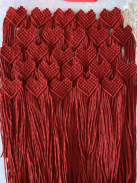 Брошка макраме Серце