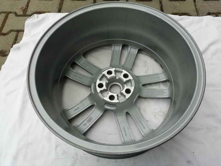 Alufelga LAND ROVER DISCOVERY IV 8,5JX20EH2 ET53 AM8H22-1007-AA 20"
