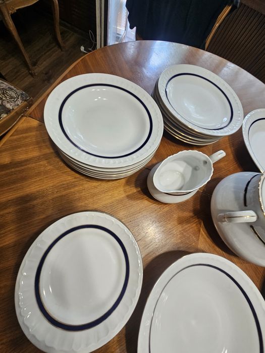 Serwis obiadowy Bogucice – porcelana PRL, granat i złoto | komplet