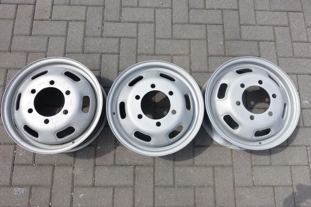 FELGA FELGI IVECO DAILY BLIŹNIAK 16" 5.5J ET 109 6x170
